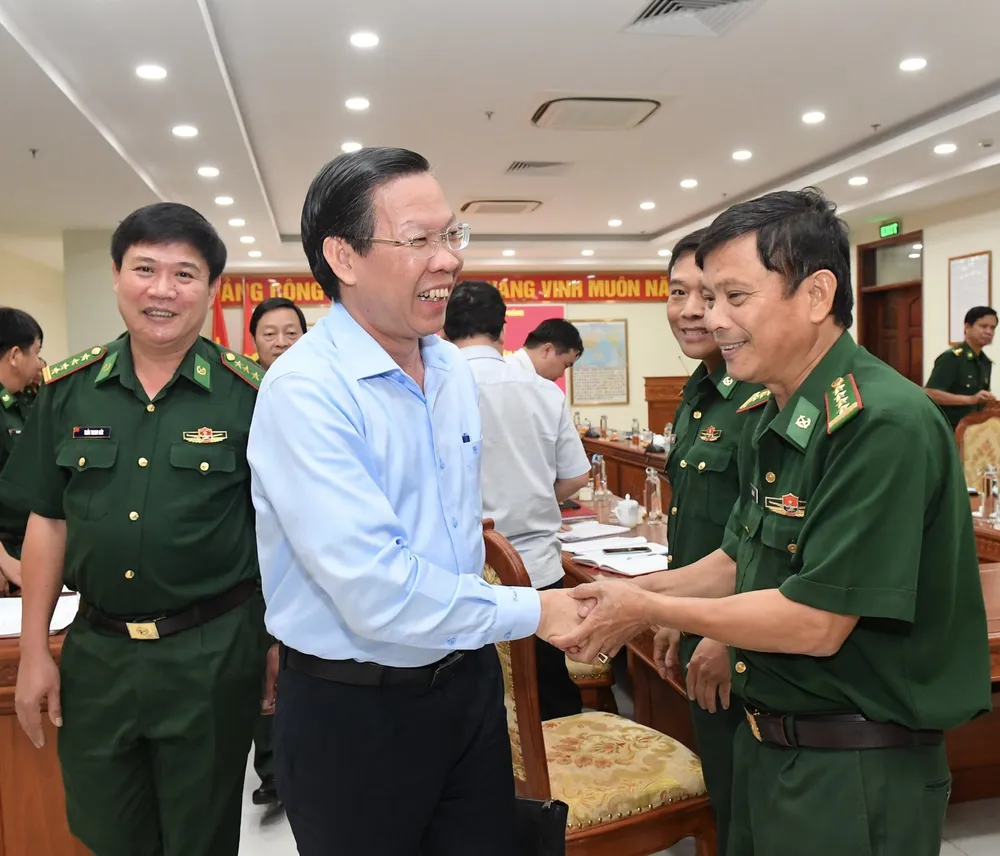 Đồng chí Phan Văn Mãi tham dự và chỉ đạo hội nghị. Ảnh: VIỆT DŨNG