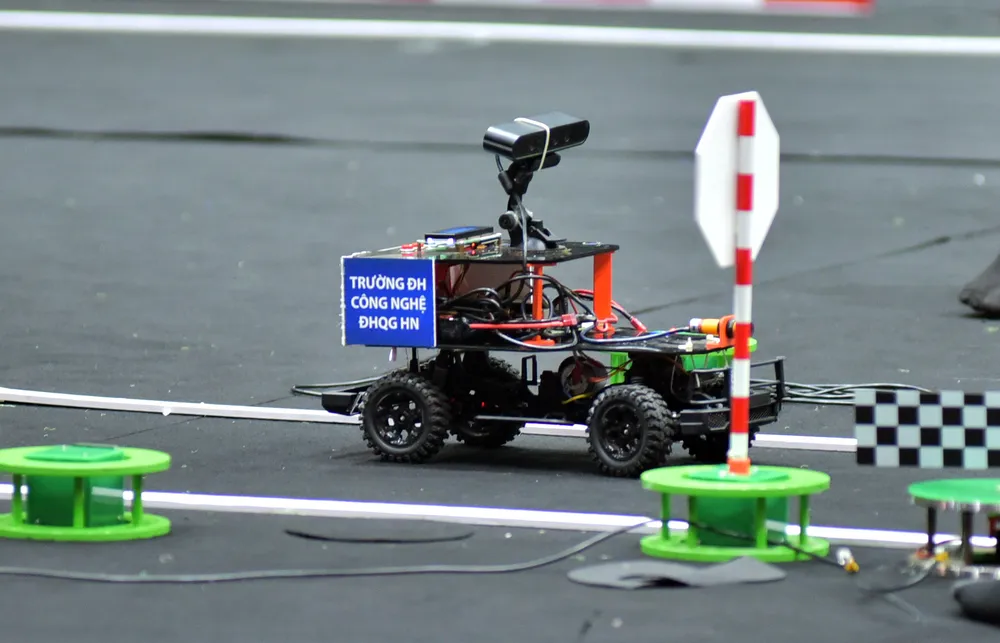 ĐH Công nghệ Hà Nội giành ngôi vô địch cuộc đua số mùa thứ 2 ảnh 3