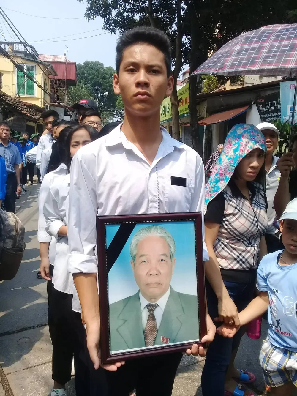 Quê nhà đón linh cữu nguyên Tổng Bí thư Đỗ Mười về nơi an nghỉ cuối cùng ảnh 33