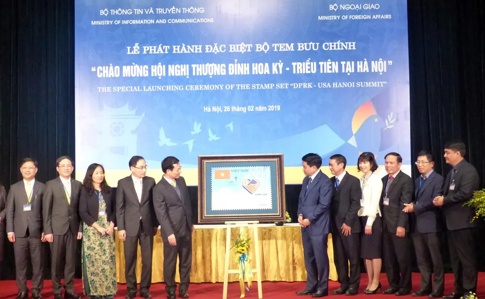 Phát hành bộ tem đặc biệt chào mừng Hội nghị thượng đỉnh Mỹ - Triều lần thứ 2 ảnh 4