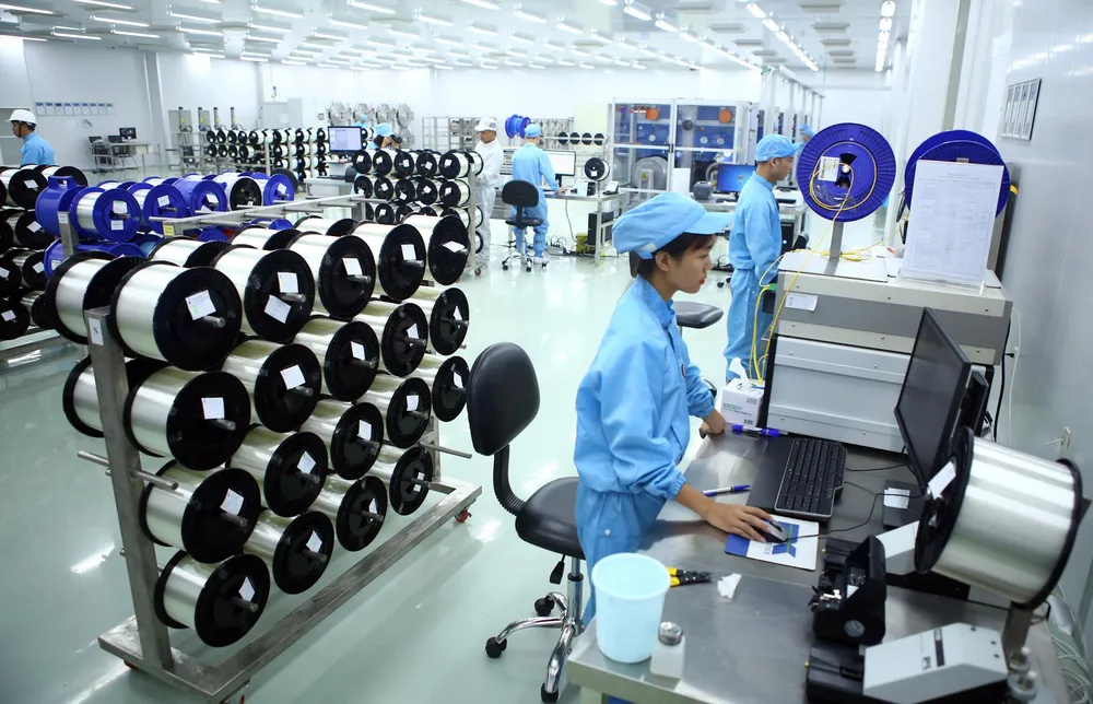Khánh thành nhà máy sản xuất sợi quang đầu tiên của khu vực Đông Nam Á ảnh 3
