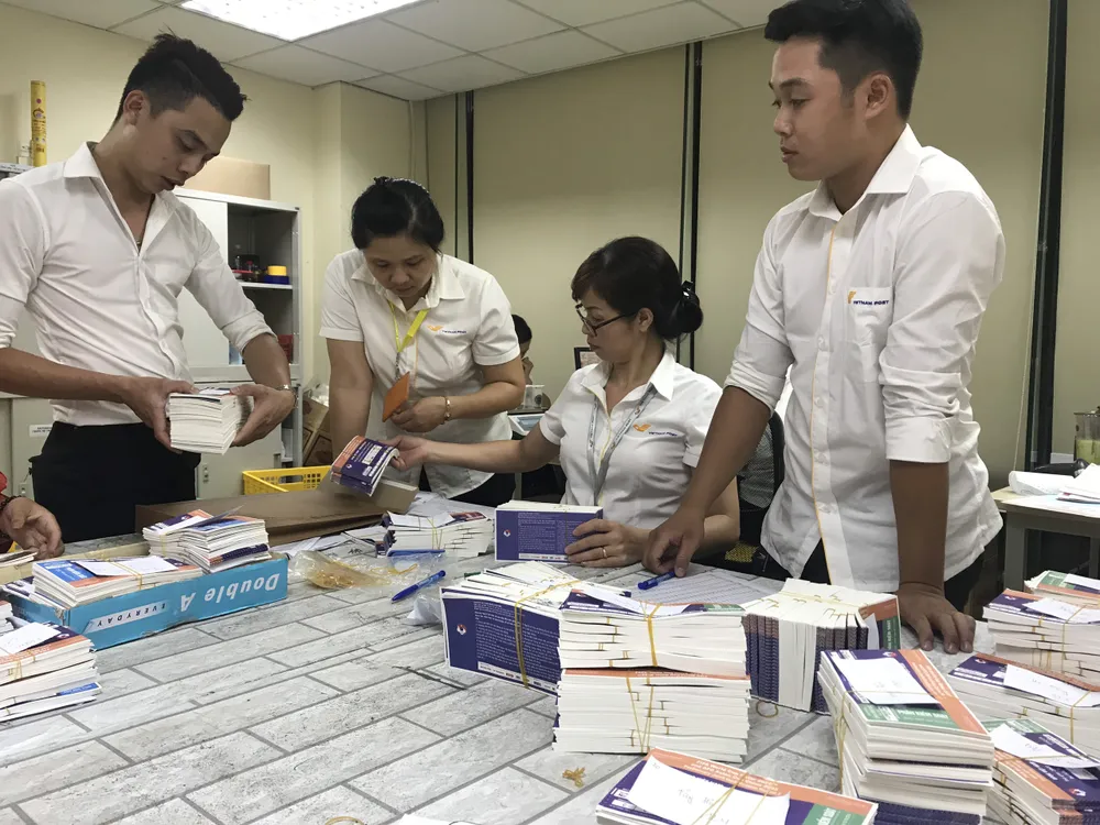 Bắt đầu chuyển phát 18.000 vé trận Việt Nam - Malaysia đến tay người hâm mộ ảnh 1