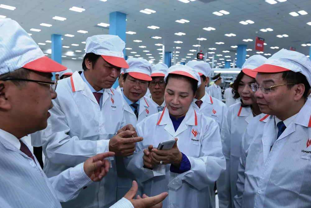 Chủ tịch Quốc hội: Khu CNC Hòa Lạc phải trở thành trung tâm phát triển công nghệ của đất nước ảnh 2