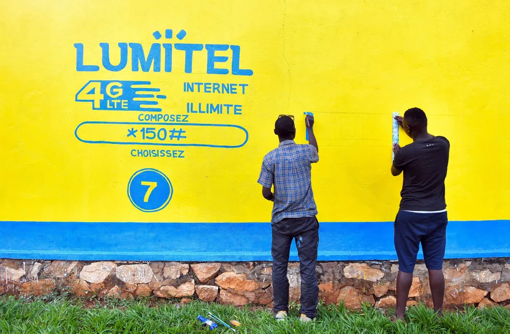 Viettel hỗ trợ giải pháp công nghệ cho 11 quốc gia chống dịch Covid-19   ảnh 2