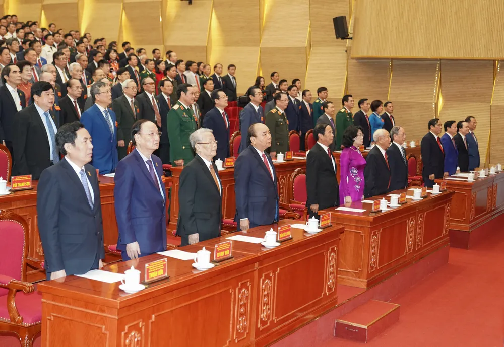 Thủ tướng Nguyễn Xuân Phúc: Hải Phòng phải tập trung phát triển kinh tế biển, trở thành một thành phố cảng quốc tế hiện đại ảnh 1