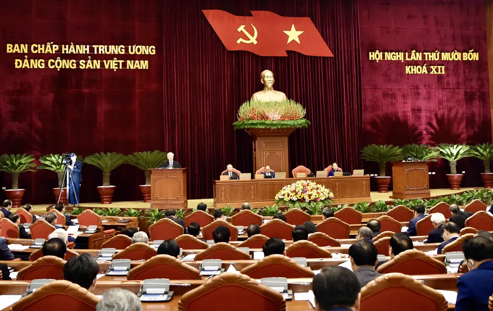 Hội nghị Trung ương 14 tiến hành giới thiệu nhân sự tham gia Bộ Chính trị, Ban Bí thư khóa mới ảnh 1