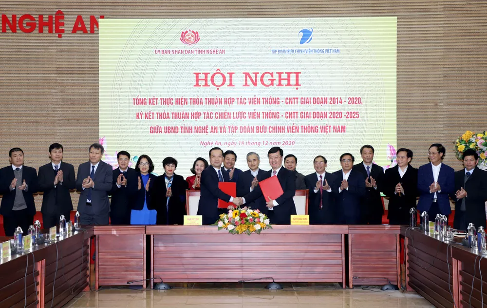 Nghệ An tiếp tục hợp tác với VNPT để đẩy nhanh quá trình chuyển đổi số ảnh 1 Nghệ An tiếp tục hợp tác với VNPT để đẩy nhanh quá trình chuyển đổi số ảnh 1