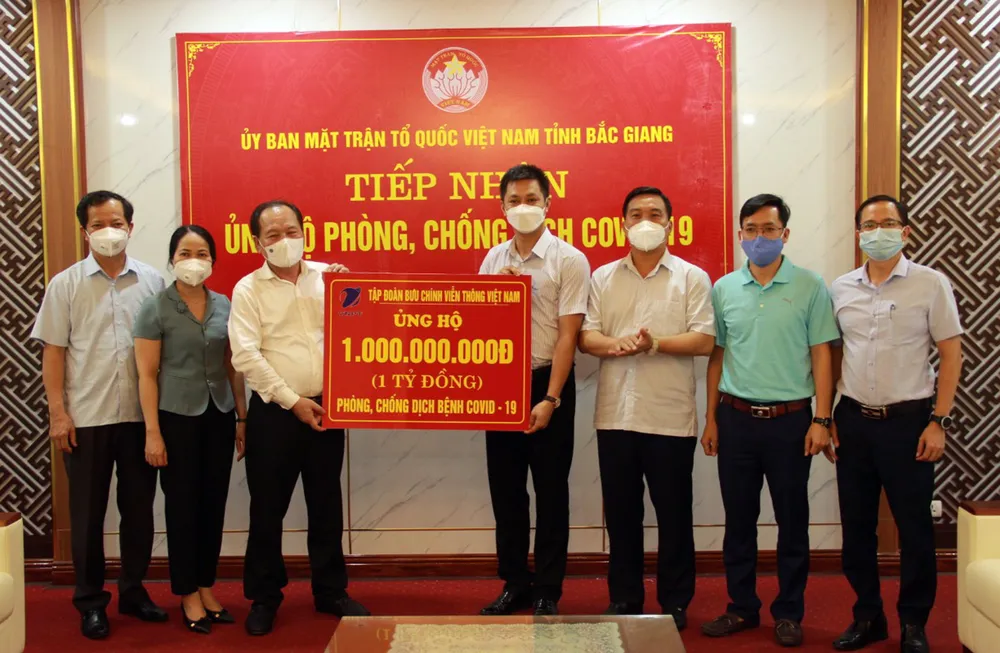 VNPT chung tay cùng nhiều địa phương chống dịch Covid-19 ảnh 2