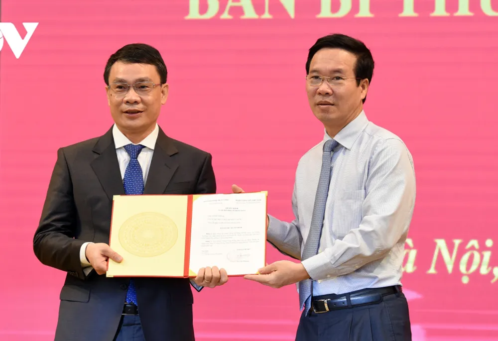 Bộ Chính trị điều động Bí thư Tỉnh ủy Lạng Sơn làm Phó Chánh Văn phòng Trung ương Đảng  ảnh 2