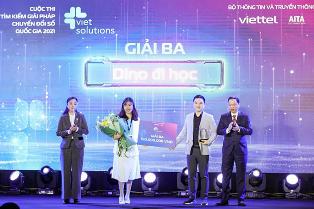 Trao giải cuộc thi Viet Solutions 2021 ảnh 3