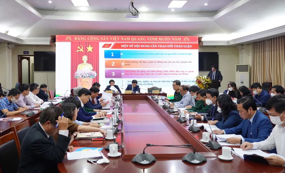 Bảo vệ nền tảng tư tưởng của Đảng là nhiệm vụ thường xuyên, quan trọng hàng đầu của báo chí ảnh 1