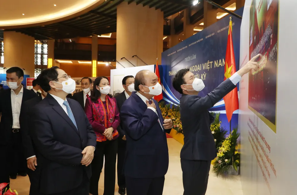 Bảo đảm cao nhất lợi ích quốc gia - dân tộc trong hoạt động đối ngoại ảnh 6