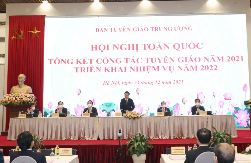 Công tác tuyên giáo hướng về cơ sở, bám sát thực tiễn, nắm chắc tình hình và dư luận xã hội ảnh 1