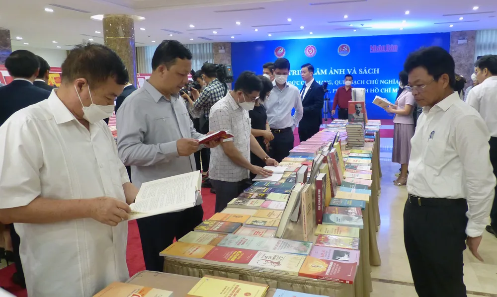 Nâng cao đạo đức cách mạng, quét sạch chủ nghĩa cá nhân theo tư tưởng, đạo đức, phong cách Hồ Chí Minh ảnh 10 Nâng cao đạo đức cách mạng, quét sạch chủ nghĩa cá nhân theo tư tưởng, đạo đức, phong cách Hồ Chí Minh ảnh 10