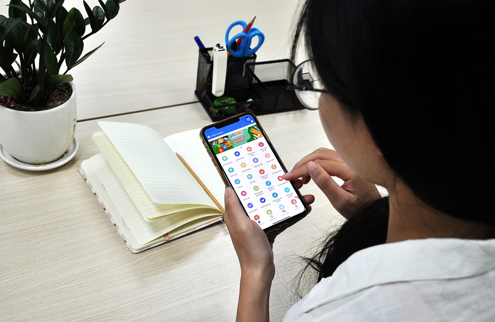 Dễ dàng theo sát việc học tập của con với vnEdu Connect ảnh 1 Dễ dàng theo sát việc học tập của con với vnEdu Connect ảnh 1