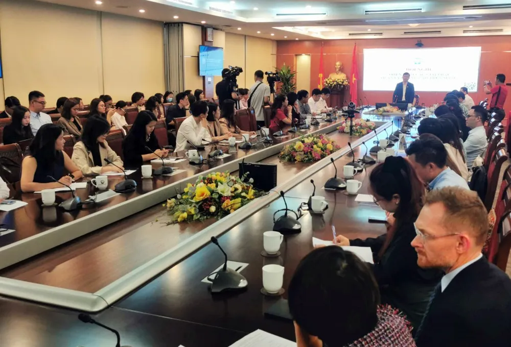 Tăng cường rà soát, quyết liệt xử lý vi phạm quảng cáo trên không gian mạng ảnh 1