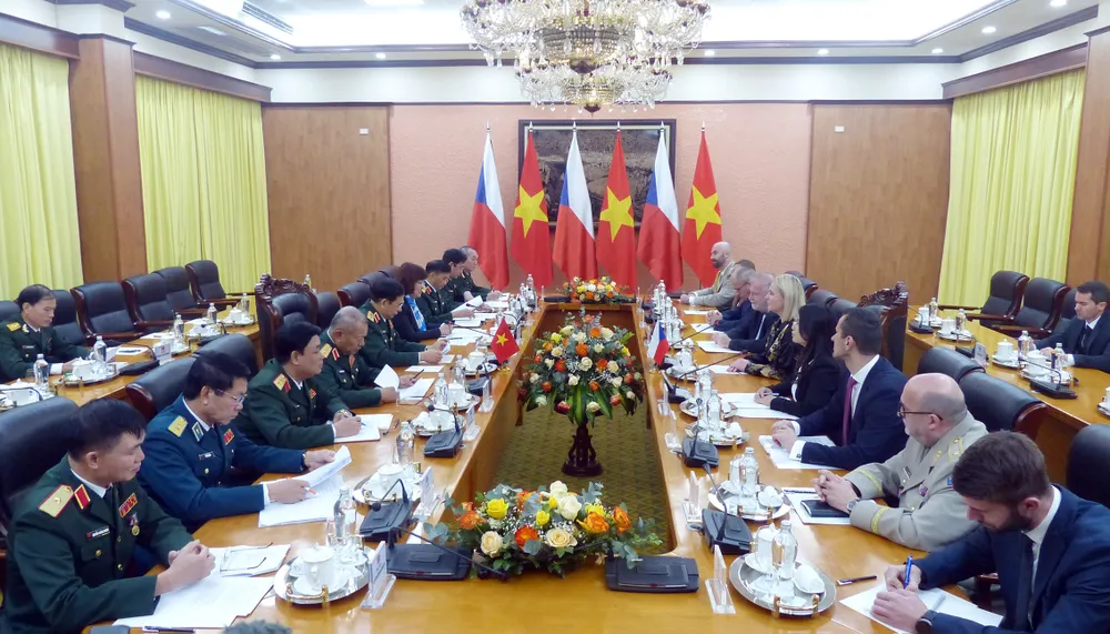 Khẳng định mối quan hệ hữu nghị truyền thống tốt đẹp giữa Việt Nam và Czech ảnh 5