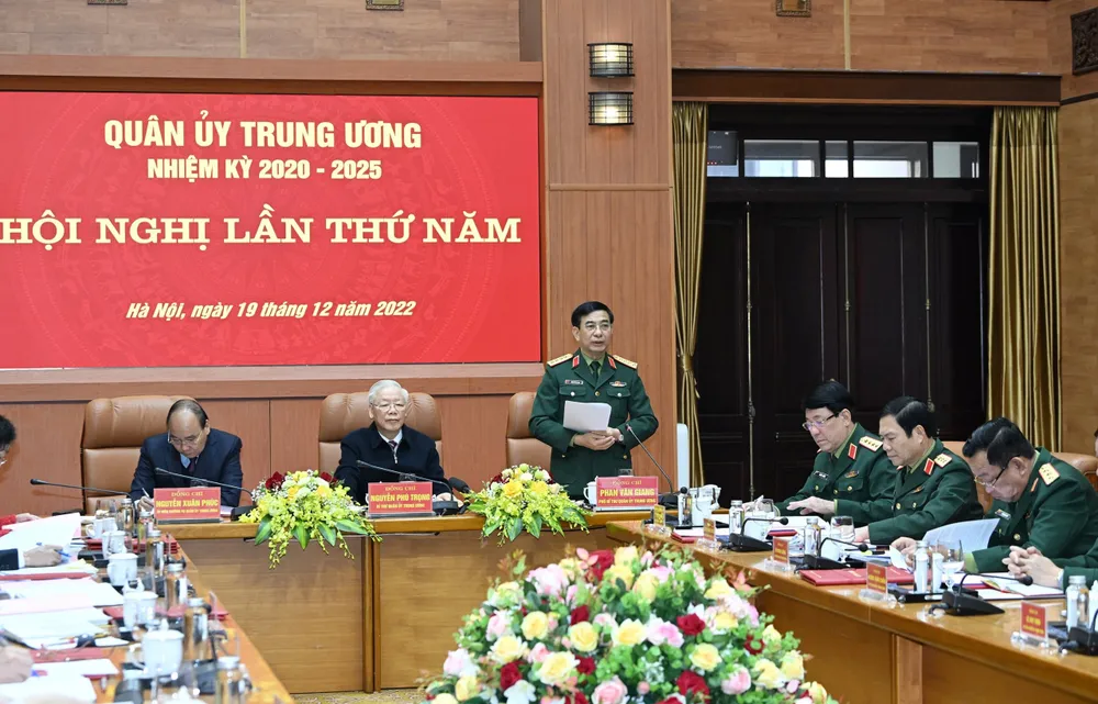 Đại tướng Phan Văn Giang thay mặt Quân ủy Trung ương điều hành hội nghị. Ảnh: VIẾT CHUNG Đại tướng Phan Văn Giang thay mặt Quân ủy Trung ương điều hành hội nghị. Ảnh: VIẾT CHUNG