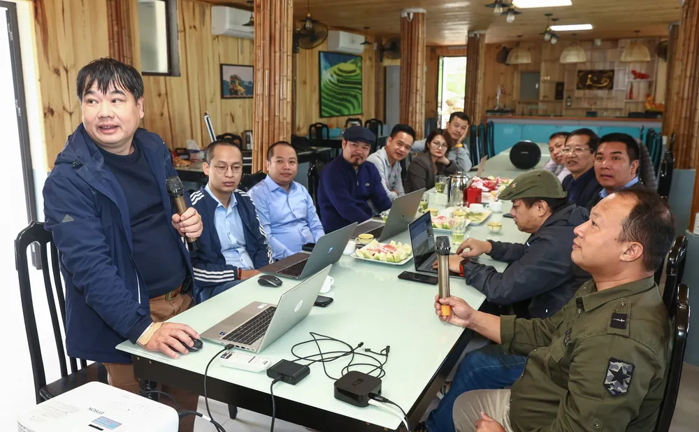 Ban Chủ nhiệm ICT Press Club thực hiện công bố &quot;trực tuyến&quot; 10 sự kiện ICT tiêu biểu 2022 và có cuộc trao đổi, tọa đàm với các khách mời trong sáng 25-12