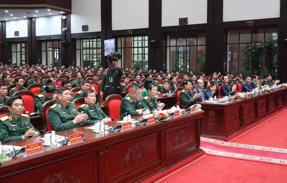 Các đại biểu tham dự buổi lễ. Ảnh: QUANG PHÚC