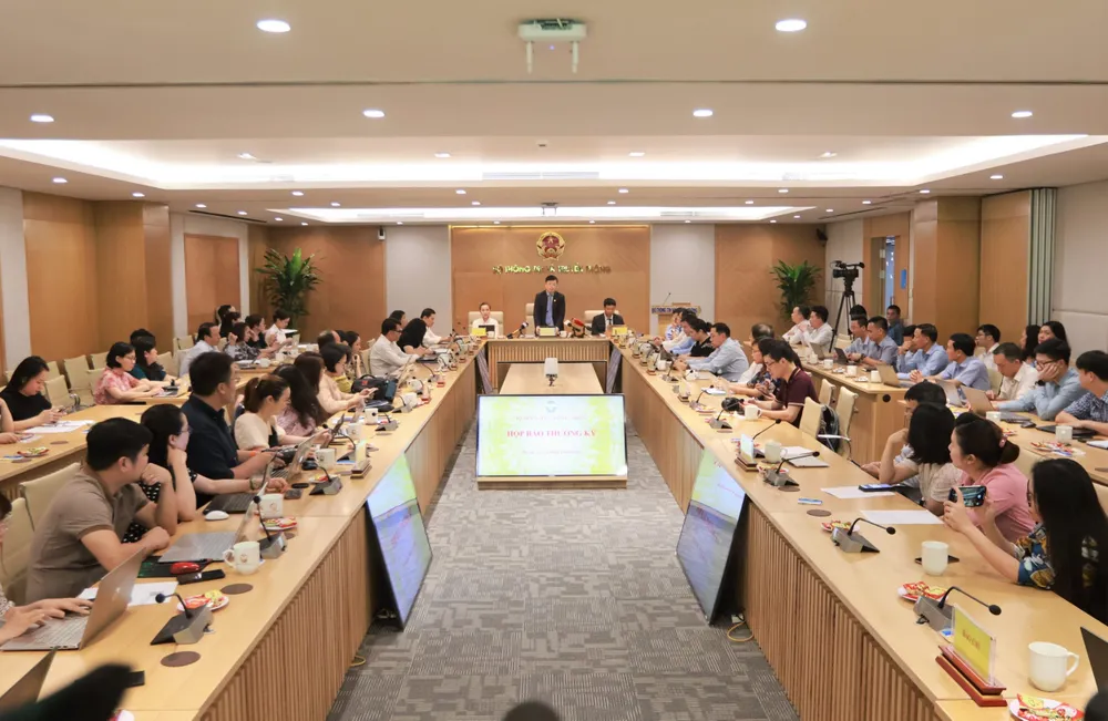 Quang cảnh họp báo. Ảnh: TB Quang cảnh họp báo. Ảnh: TB