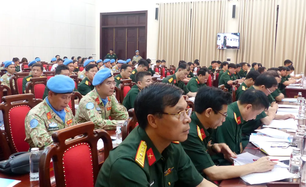 Lực lượng GGHB Việt Nam và các đại biểu tham dự hội nghị. Ảnh: T.B.