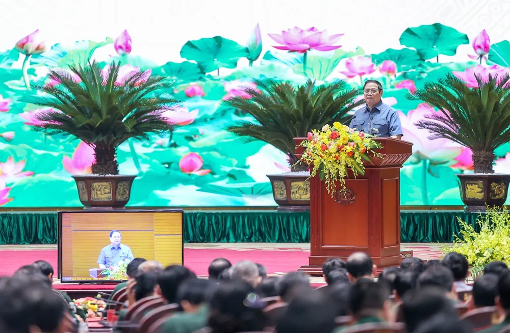 Thủ tướng Phạm MInh Chính yêu cầu xây dựng thế trận lòng dân vững chắc từ sớm, từ xa, ngay từ cơ sở. Ảnh: VIẾT CHUNG Thủ tướng Phạm MInh Chính yêu cầu xây dựng thế trận lòng dân vững chắc từ sớm, từ xa, ngay từ cơ sở. Ảnh: VIẾT CHUNG