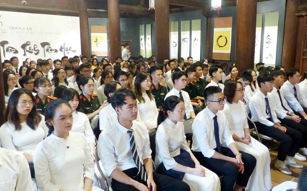 Trao 152 suất học bổng Vallet cho sinh viên và học viên sau đại học xuất sắc khu vực miền Bắc ảnh 2