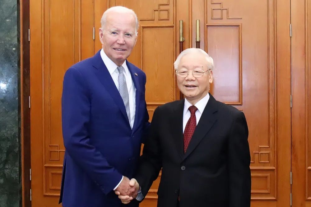 Tổng Bí thư Nguyễn Phú Trọng và Tổng thống Joe Biden tại trụ sở Trung ương Đảng, chiều 10-9. Ảnh VIẾT CHUNG Tổng Bí thư Nguyễn Phú Trọng và Tổng thống Joe Biden tại trụ sở Trung ương Đảng, chiều 10-9. Ảnh VIẾT CHUNG
