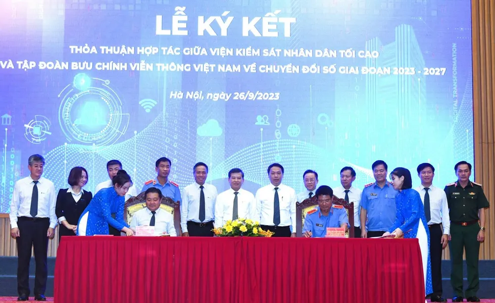 Viện KSNDTC và Tập đoàn VNPT ký kết thỏa thuận hợp tác về chuyển đổi số ngày 26-9, tại Hà Nội