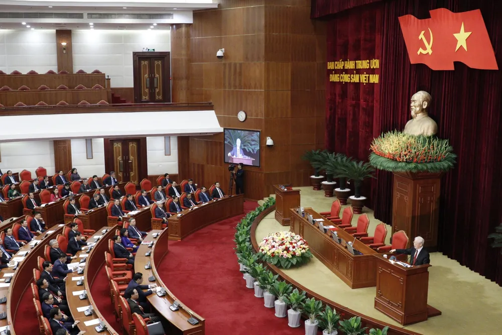 Quang cảnh phiên bế mạc Hội nghị Trung ương 8, khóa XIII. Ảnh: VIẾT CHUNG