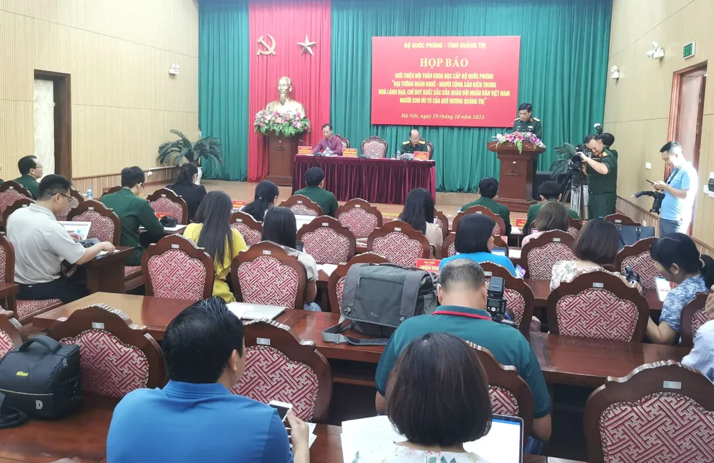 Quang cảnh cuộc họp báo. Ảnh: TRẦN BÌNH Quang cảnh cuộc họp báo. Ảnh: TRẦN BÌNH