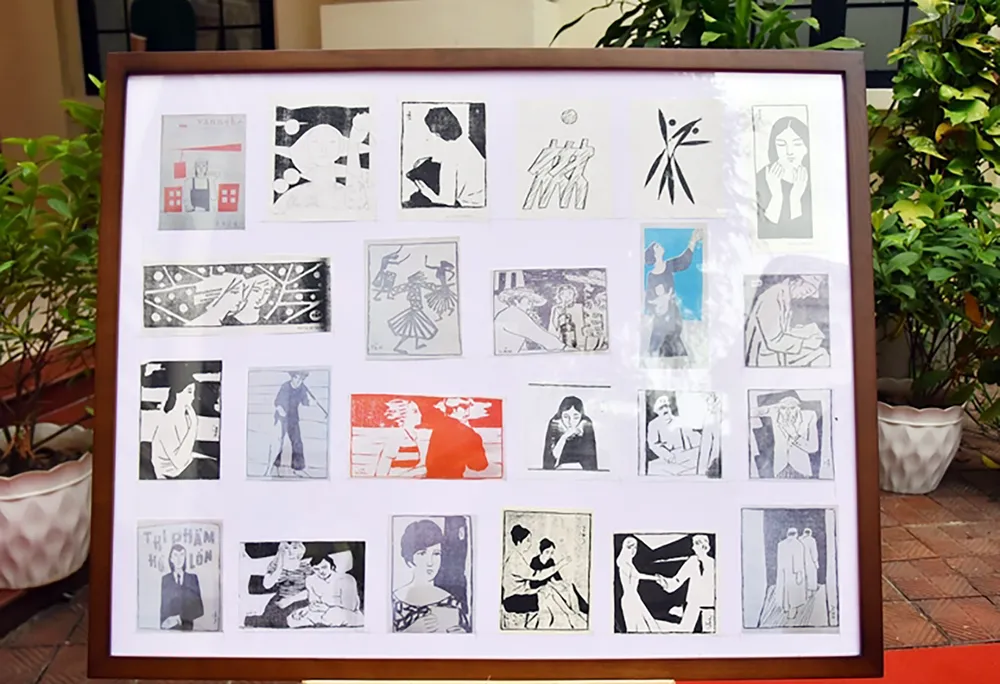 Một số tác phẩm hội họa của Văn Cao triển lãm tại sự kiện