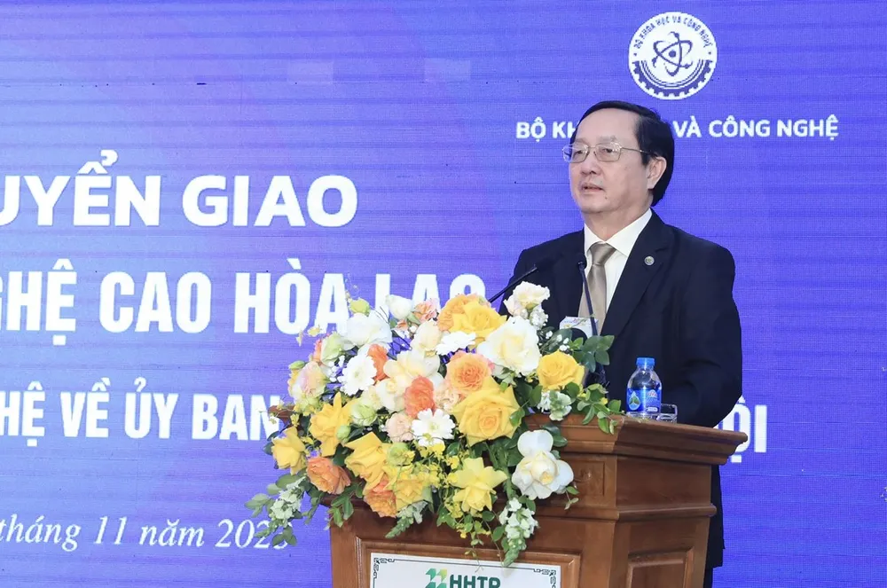 Bộ trưởng Bộ KH-CN Huỳnh Thành Đạt phát biểu tại buổi lễ Bộ trưởng Bộ KH-CN Huỳnh Thành Đạt phát biểu tại buổi lễ