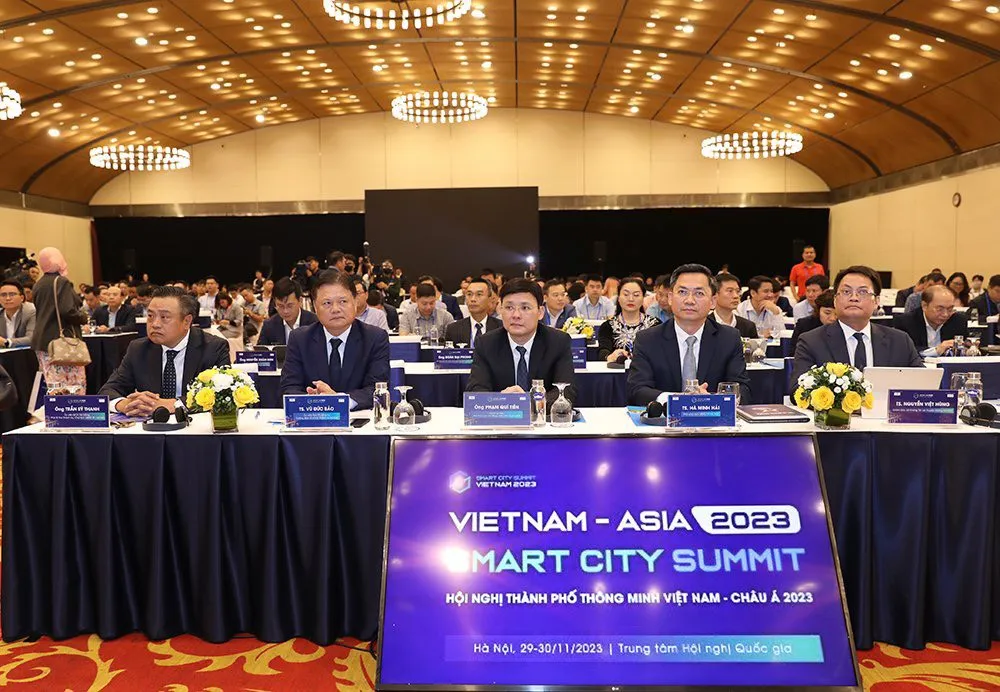 Các đại biểu dự phiên khai mạc Vietnam - Asia Smart City Summit 2023