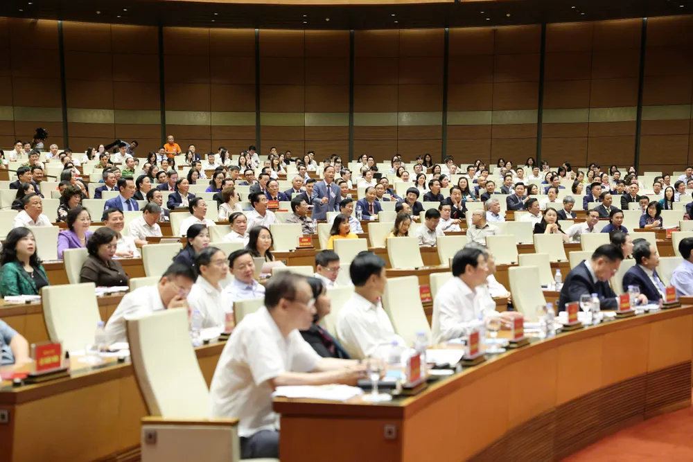 Các đại biểu dự hội nghị tại Hội trường Diên Hồng. Ảnh: QUANG PHÚC Anh dai bieu 2.jpg