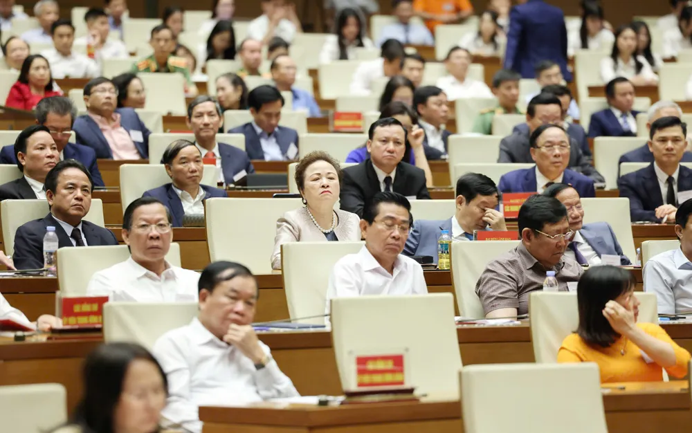 Các đại biểu tham dự hội nghị tại Hội trường Diên Hồng. Ảnh: QUANG PHÚC Anh dai bieu 3.jpg