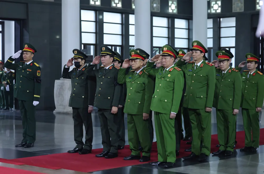 Doan Cong an 2.jpg