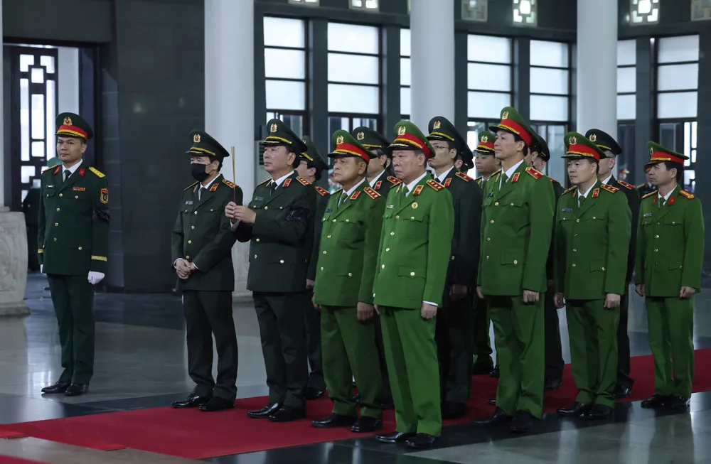 Doan Cong an 3.jpg