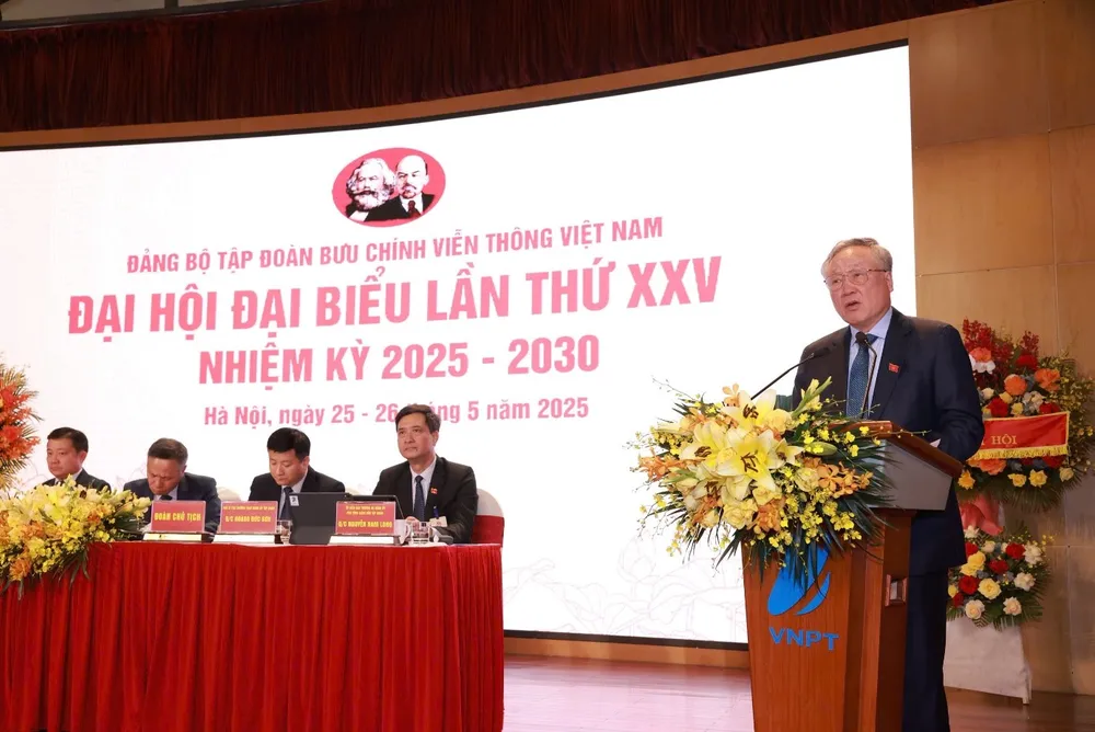 Phó Thủ tướng Nguyễn Hòa Bình phát biểu chỉ đạo đại hội Anh DH Dang bo VNPT 1.jpg