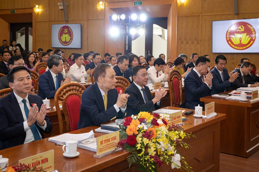 Các đại biểu dự đại hội. Ảnh: VIẾT CHUNG Dai hoi Dang bo Ban TG-DV TW 7.jpg