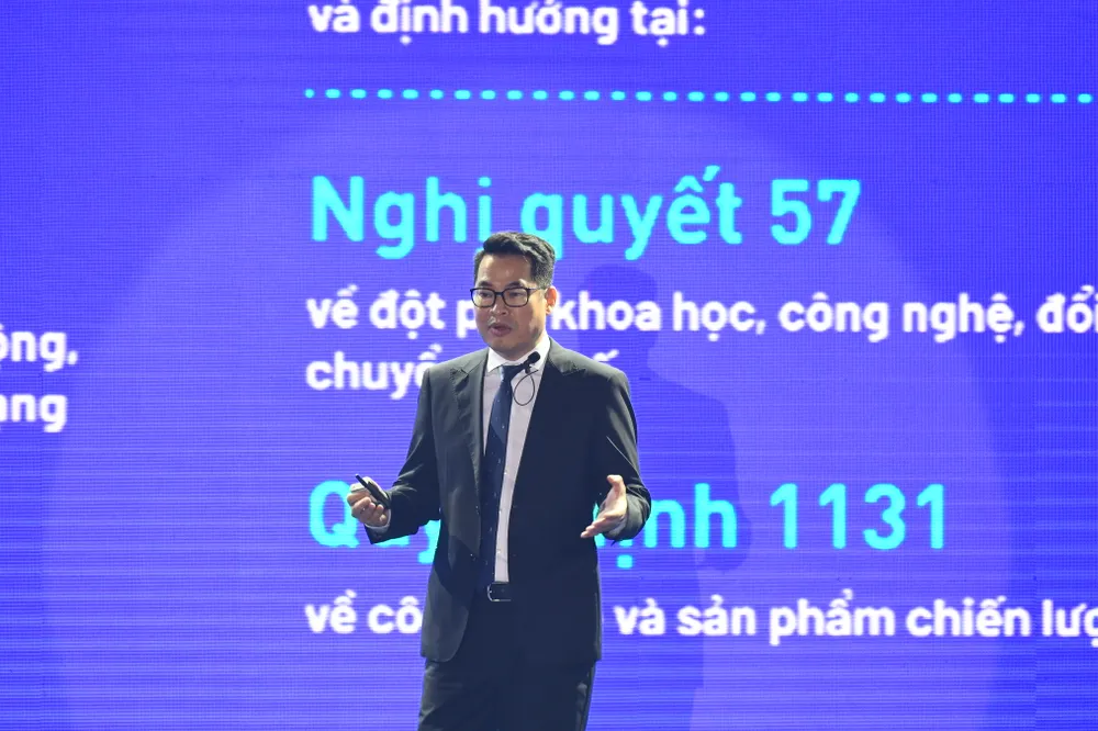 NCS의 사장인 Vu Duy Hien 씨가 이 행사에서 연설했습니다. Ông Vũ Duy Hiền 03.JPG