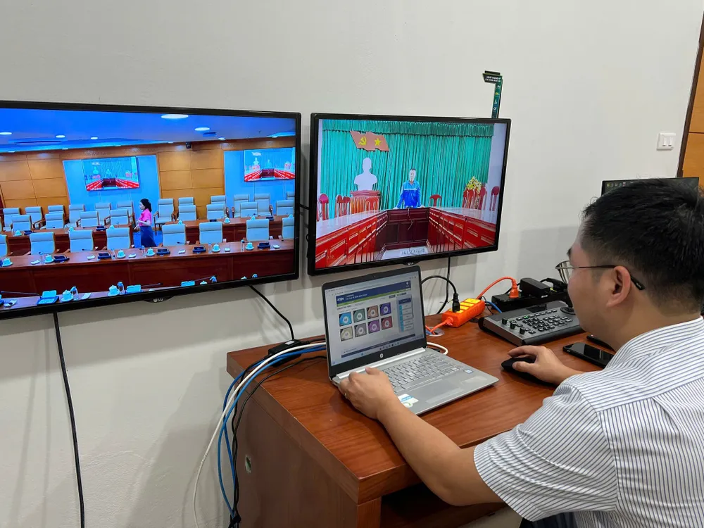 Hơn 3.200 điểm cầu truyền hình được VNPT triển khai kết nối về Trung ương để tới các xã, phường trên cả nước VNPT - Xa lo so 2.jpg