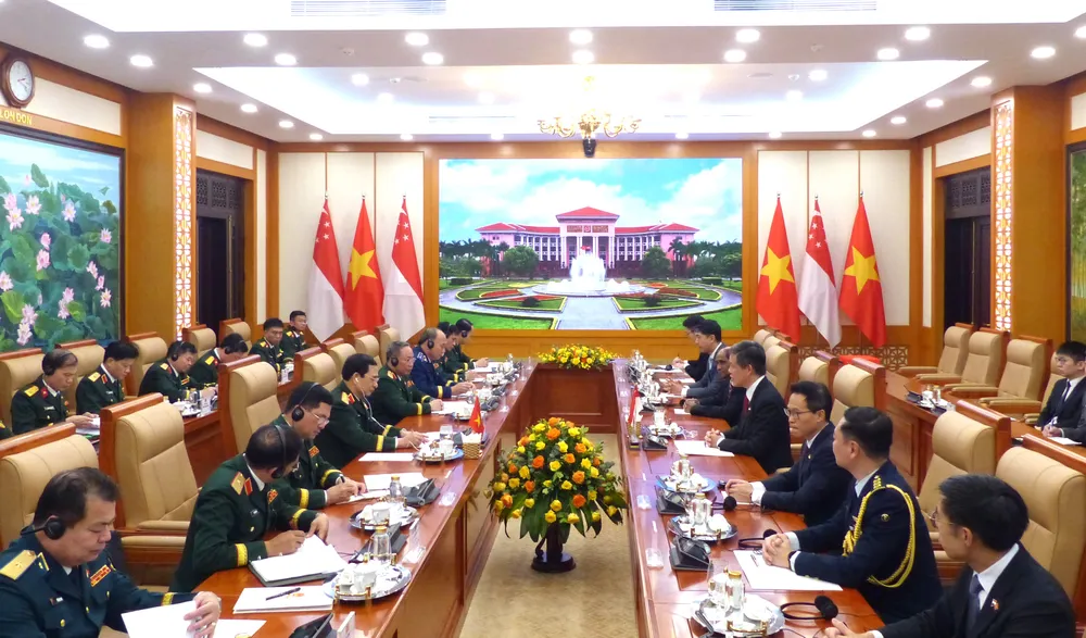 Quang cảnh cuộc hội đàm. Ảnh: TRẦN BÌNH Anh Bo QP Singapore 9.JPG