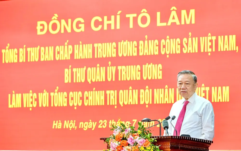 Tổng Bí thư Tô Lâm phát biểu chỉ đạo tại buổi làm việc. Ảnh: VIẾT CHUNG Anh TBT lam viec Tong cuc Chinh tri 6.jpg