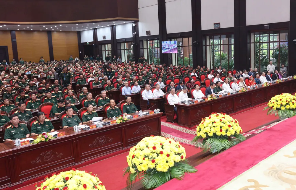 Quang cảnh hội trường. Ảnh: QUANG PHÚC Anh TBT To Lam gao mat lao thanh cach mang 9.jpg
