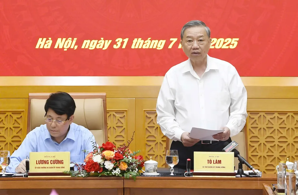 Tổng Bí thư Tô Lâm phát biểu kết luận hội nghị. Ảnh: VIẾT CHUNG Hop Thuong vu Quan uy TW 4.jpg