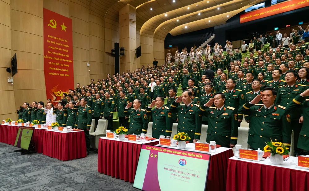مشهد من المؤتمر الحادي عشر للجنة الحزب لمجموعة فيتيل، الفترة 2025-2030 Dai hoi Dai bieu lan thu XI nhiem ky 2025 2030.jpg