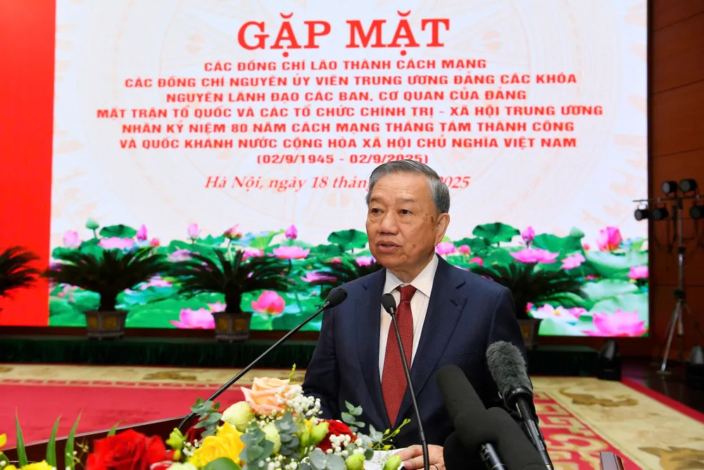Tổng Bí thư Tô Lâm phát biểu tại chương trình gặp mặt. Ảnh: VIẾT CHUNG TBT gap mat lao thanh Cach mang 2.jpg