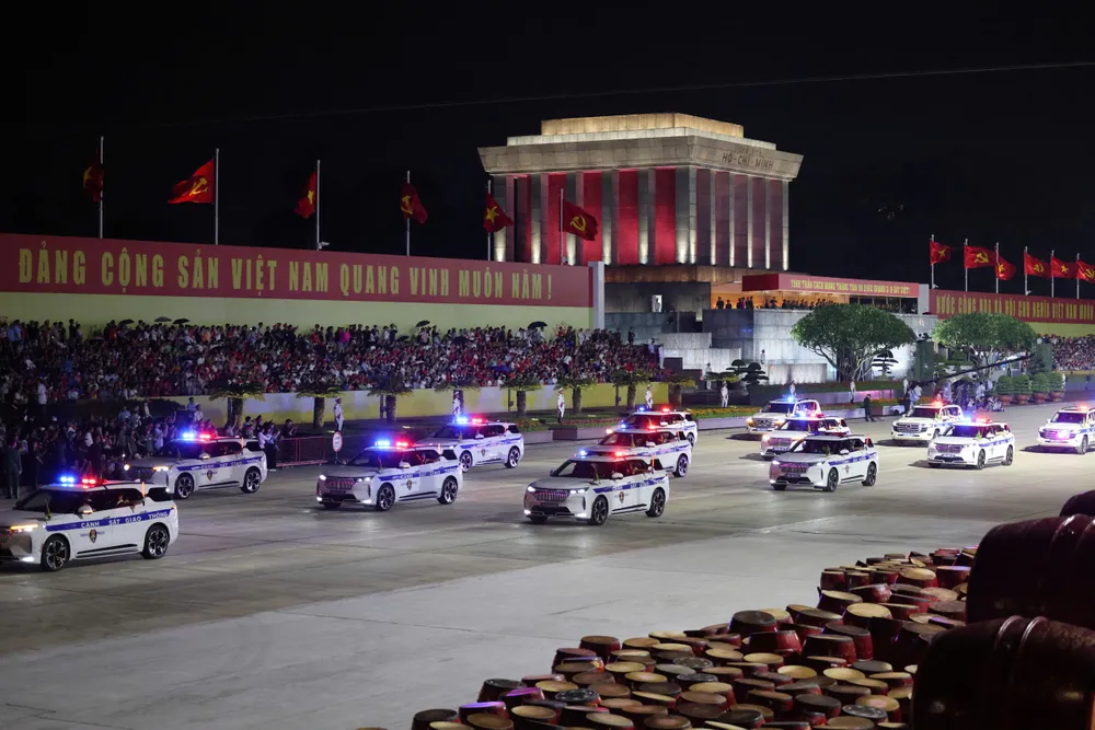 Xe cong an 1.jpg
